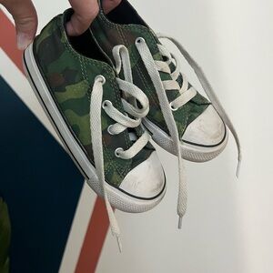 Converse Camo Canvas Sneakers Low-Top